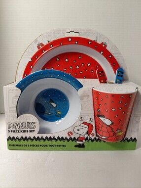 Peanuts Snoopy Kids 5-Piece Melamine Holiday Dinner Set